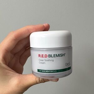 R.E.D Blemish Clear Soothing Cream - White